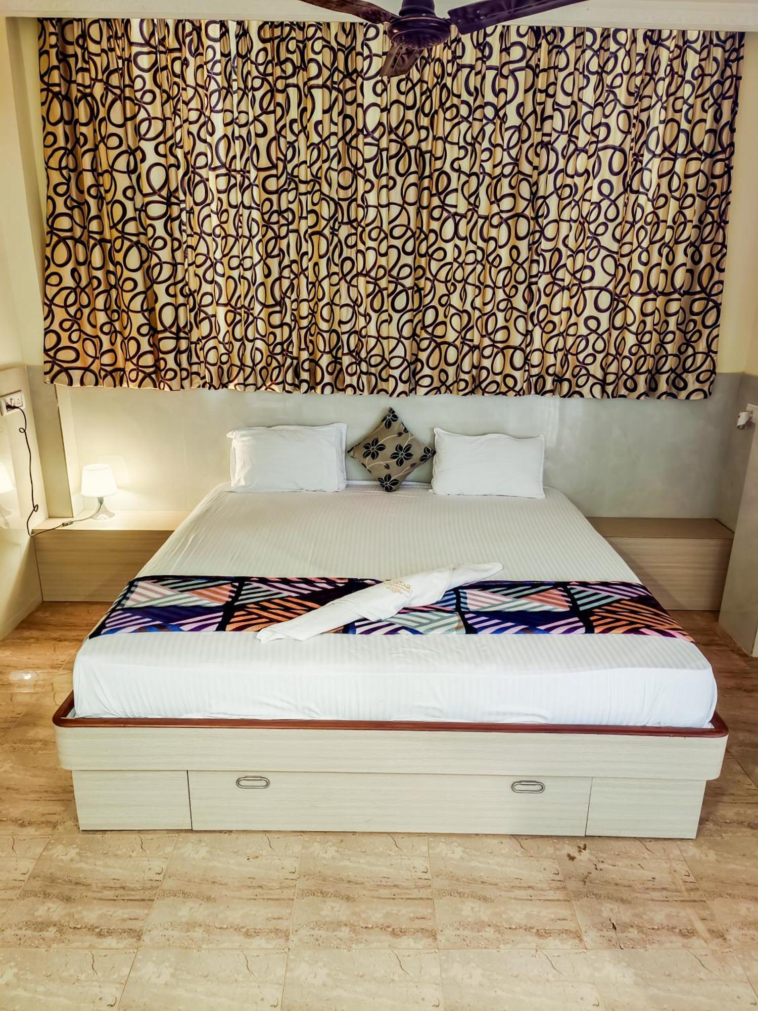 Shradha Luxury Room Калангут Екстер'єр фото